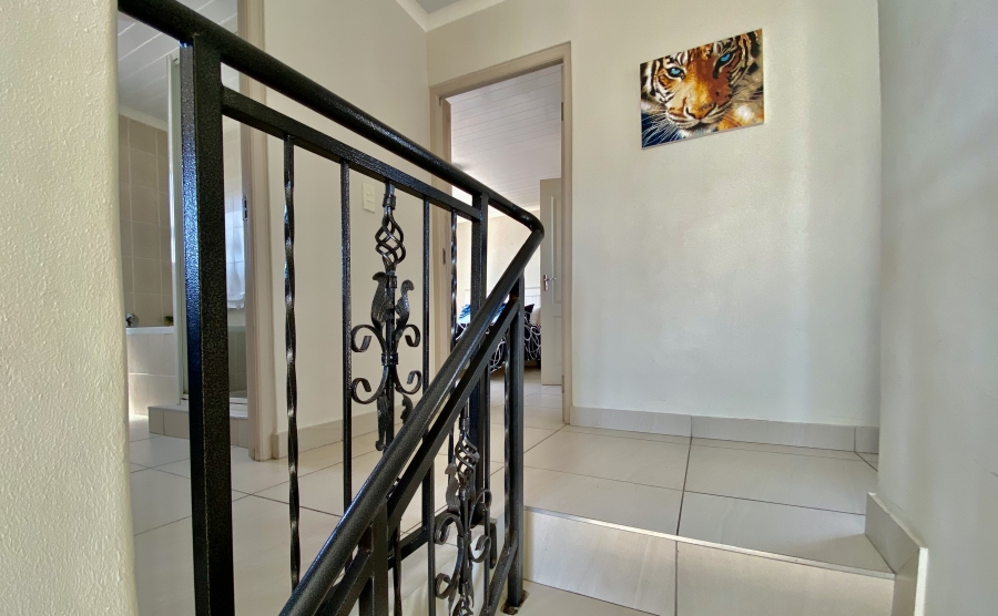 3 Bedroom Property for Sale in Laaiplek Western Cape